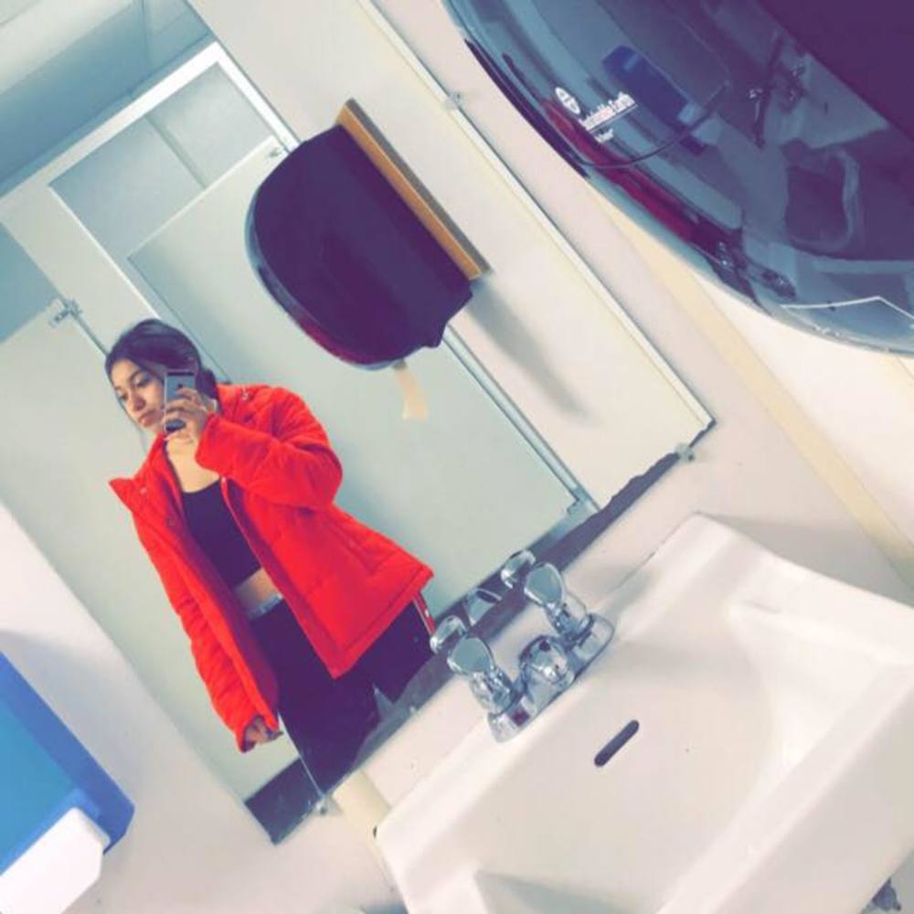 Meet your Posher, Hilcia